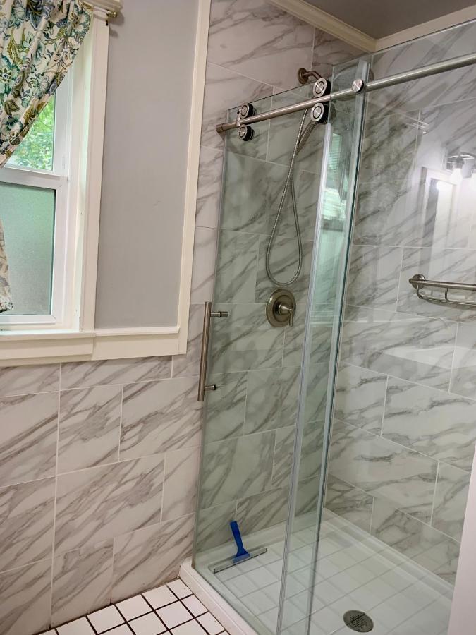 Bordeaux Inn Лоди Экстерьер фото