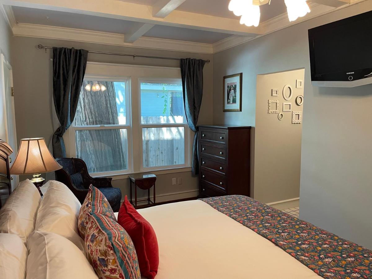 Bordeaux Inn Лоди Экстерьер фото